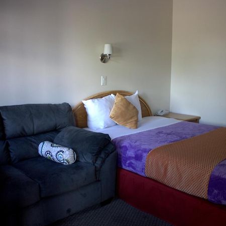 Grandview Motel Kamloops Phòng bức ảnh