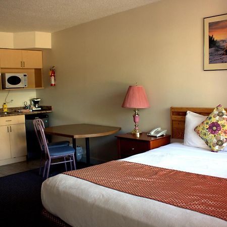 Grandview Motel Kamloops Phòng bức ảnh