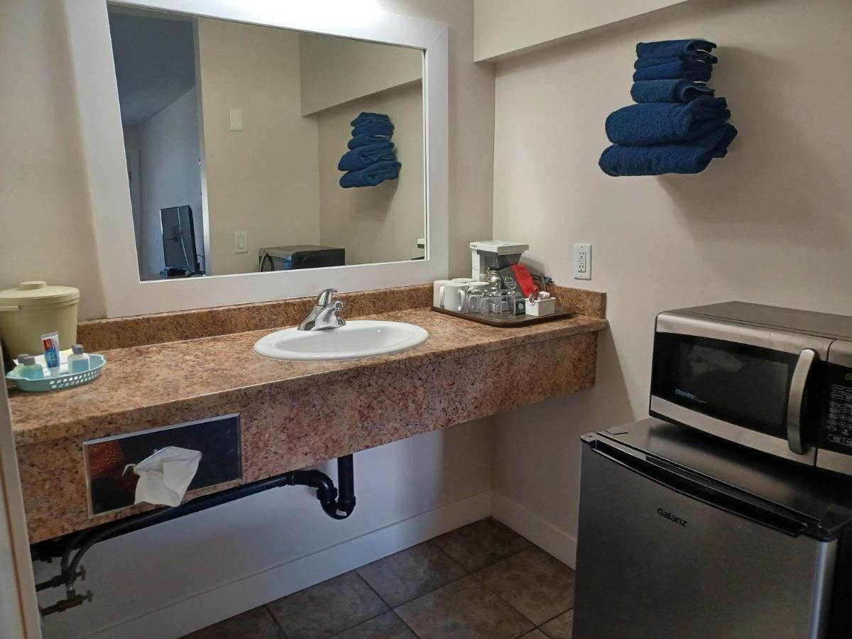 Grandview Motel Kamloops Ngoại thất bức ảnh