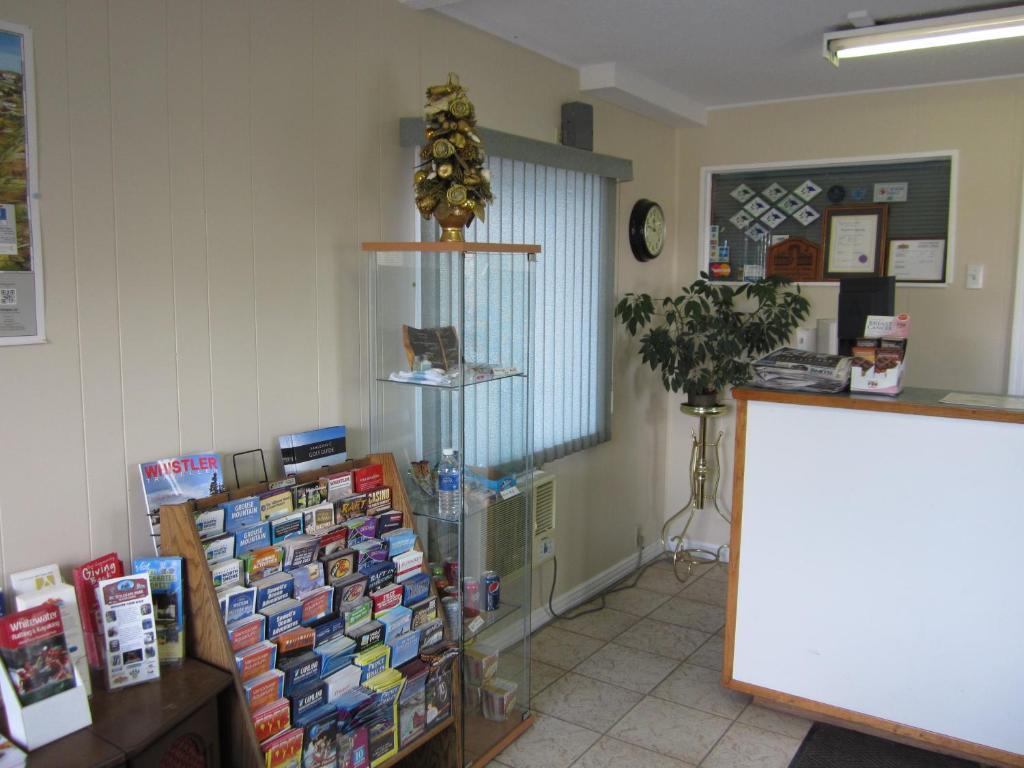 Grandview Motel Kamloops Ngoại thất bức ảnh