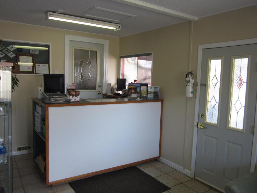Grandview Motel Kamloops Ngoại thất bức ảnh